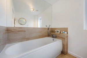 Photo 20- click for photo gallery